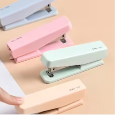 PORTABLE MINI STAPLER WITH STAPLES